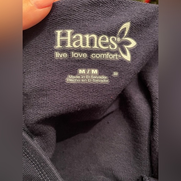 Hanes Women’s Capri Sweatpants - Picture 5 of 7